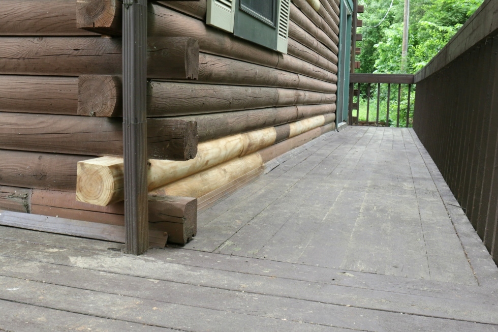 Log Home Repair | Log Home Log Replacement Log Home Repair 