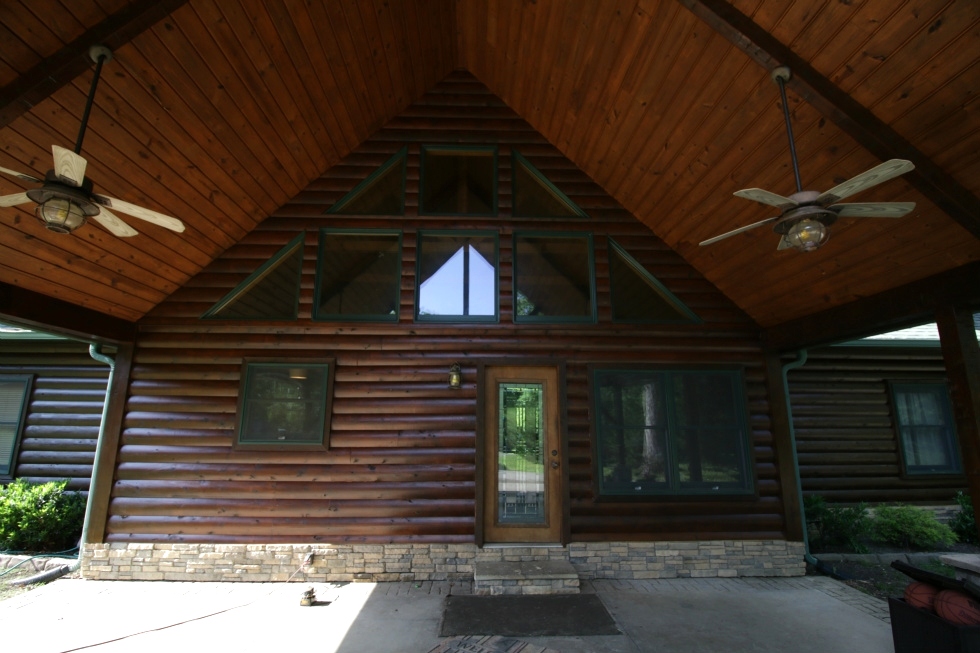 Log Home Caulking and Staining Log Home Repair 