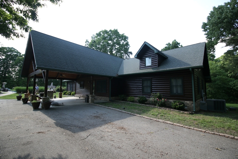 Log Home Chinking and Staining Log Home Repair 