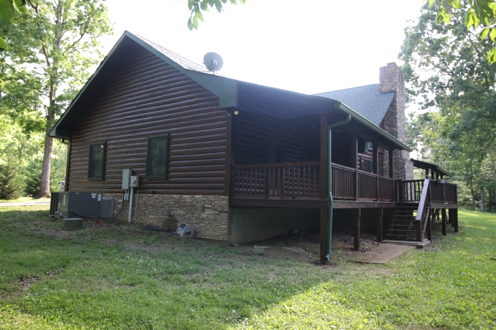 Log Home Chinking and Staining Log Home Repair 