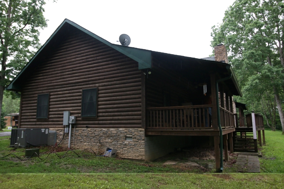 Log Home Chinking and Staining Log Home Repair 