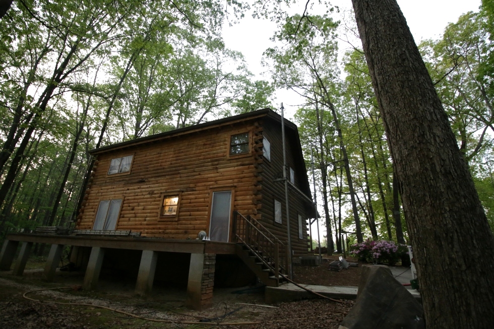 Log Home Restoration | Media Blasting A Log Home Log Home Repair 