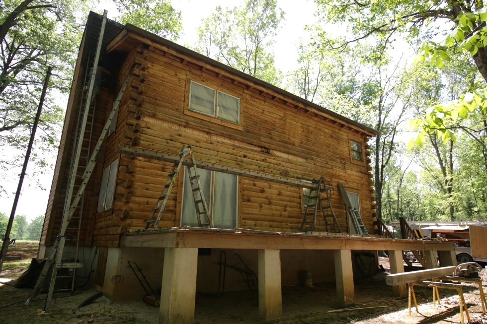 Log Home Restoration | Media Blasting A Log Home Log Home Repair 