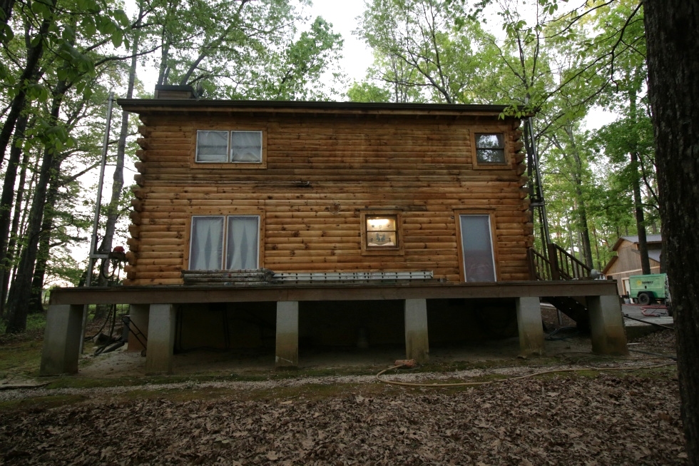 Log Home Restoration | Media Blasting A Log Home Log Home Repair 