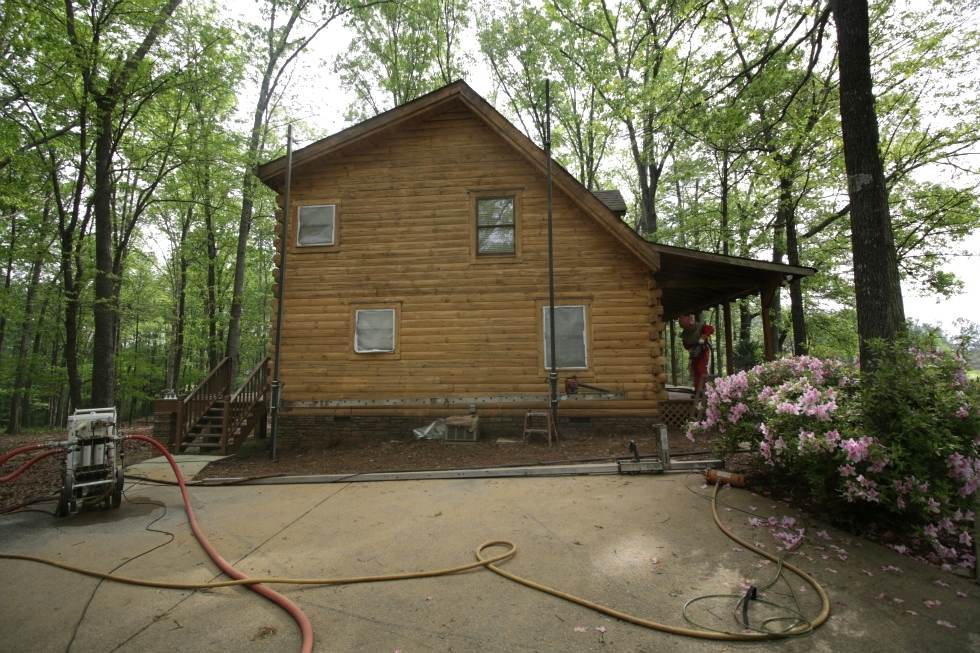 Log Home Restoration | Media Blasting A Log Home Log Home Repair 