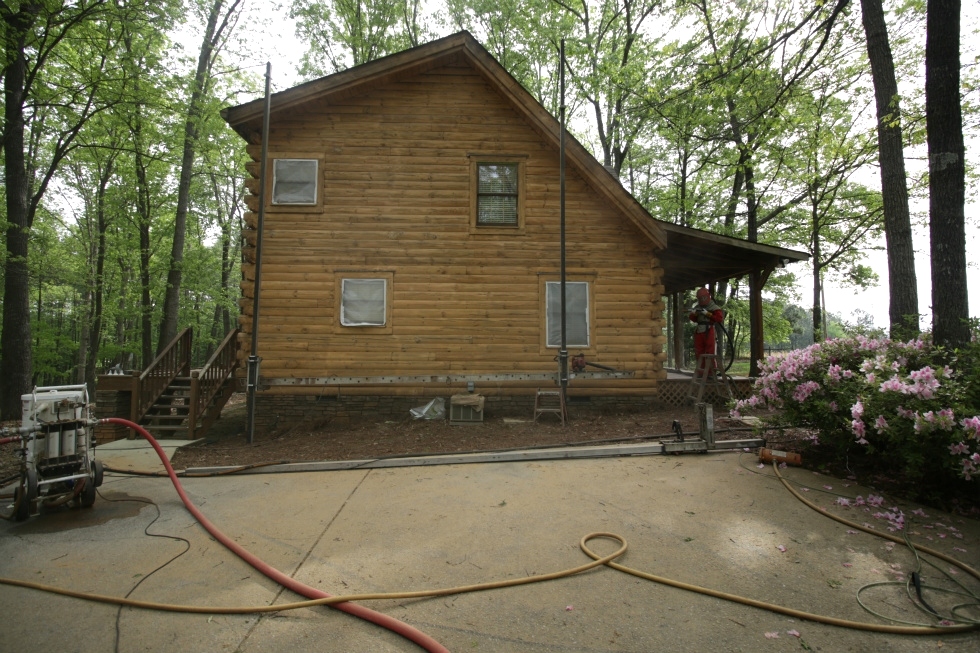 Log Home Restoration | Media Blasting A Log Home Log Home Repair 