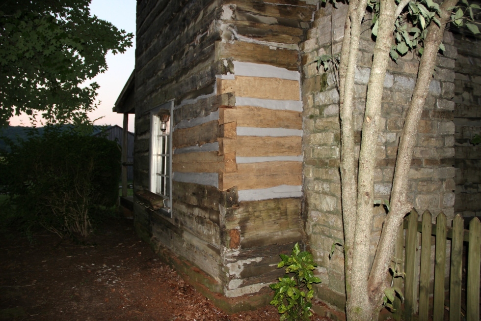 Log Chinking and Log Replacement Log Home Repair 