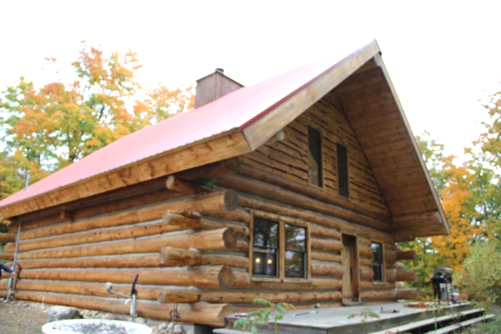 Log Cabin Restoration | Log Cabin Media Blasting by the LogDocotors. Log Home Repair 