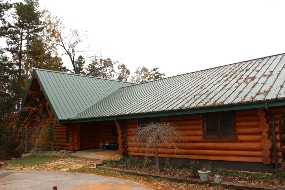 Log Home Sealing and Log home staining Log Home Repair 