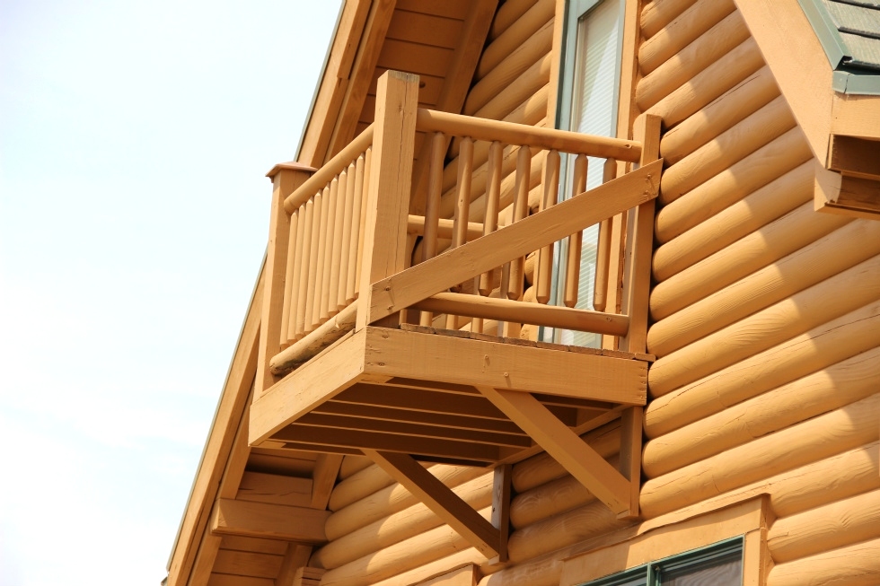 Log Home Caulking And Log Home Sealing Log Home Repair 