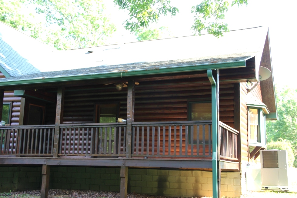 Log Cabin Restoration | Log Cabin Wash, Caulking And Staining  Log Home Repair 