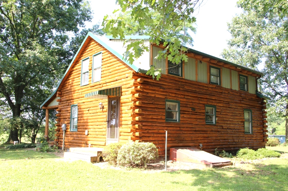 Log Cabin Staining by the LogDoctors Log Home Repair 